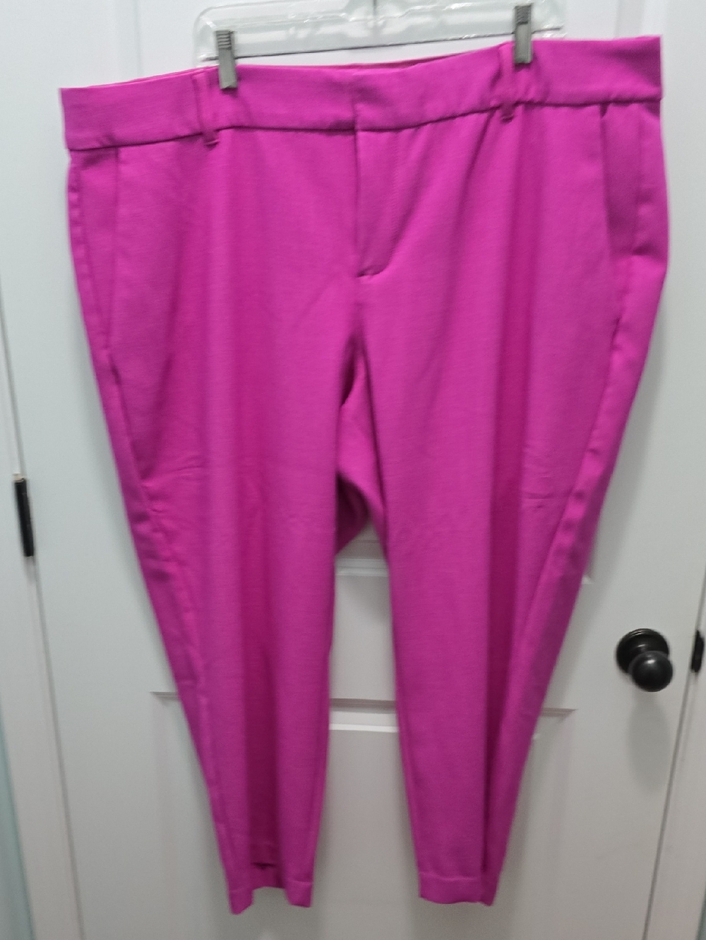 Old Navy Hot Pink Cropped Tailored Pants Style Harper Size 24
